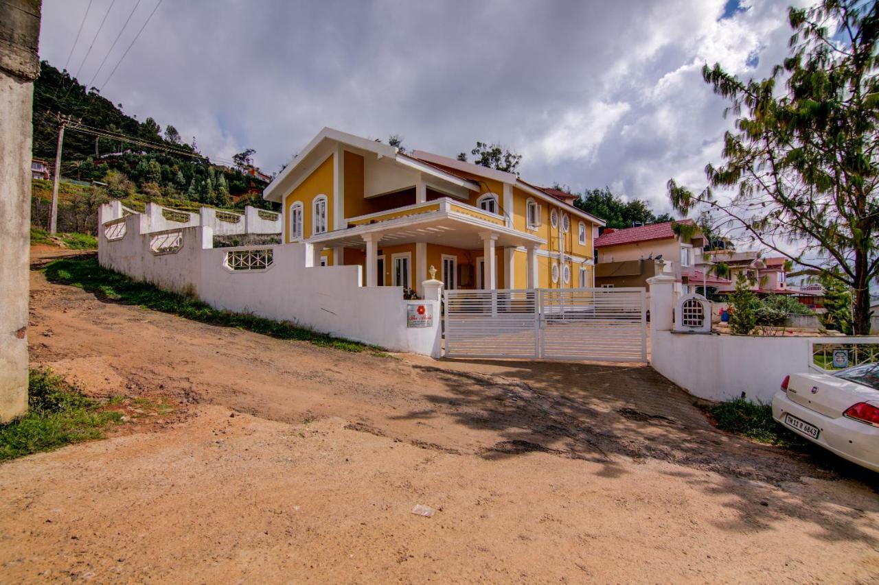 The Abode Appartement Ooty Buitenkant foto